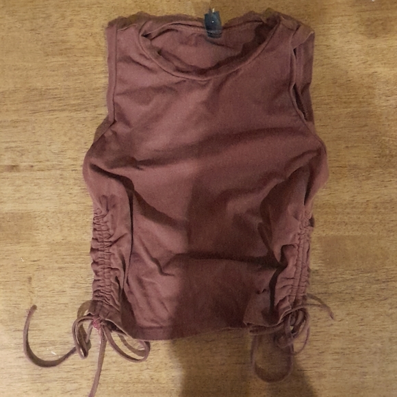 Tank top - Picture 1 of 2